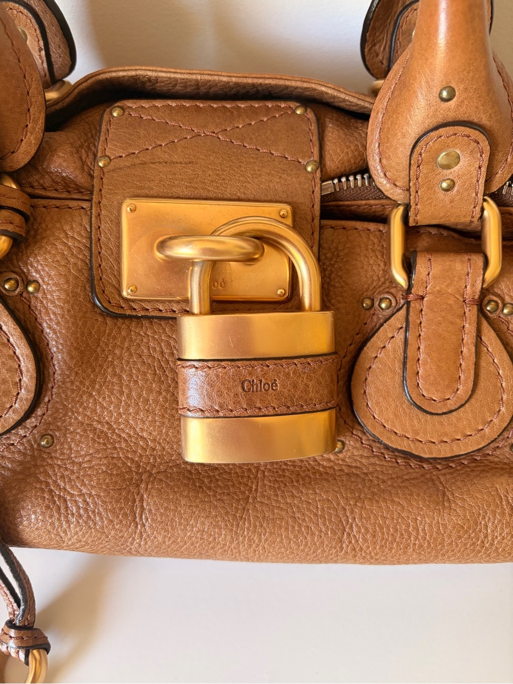 Chloe Paddington Brown Leather Satchel with Gold Padlock - Picture 2 of 11